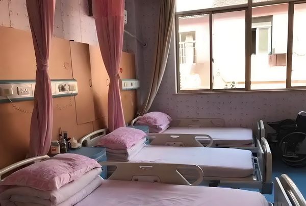 绝妻：废柴？闪瞎你的眼！